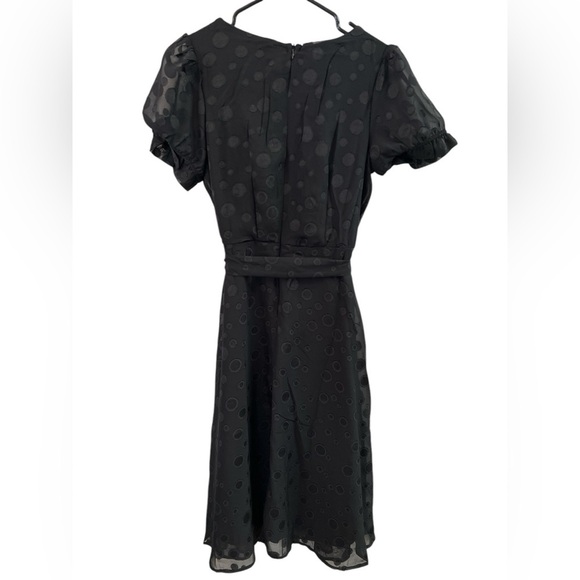 Black polkadot mini dress with belt - Picture 3 of 4